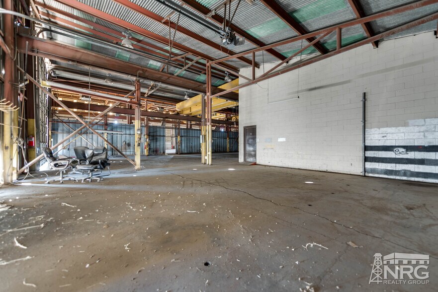 More Photos Of 701 W Murphy St, Odessa Manufacturing For Sale