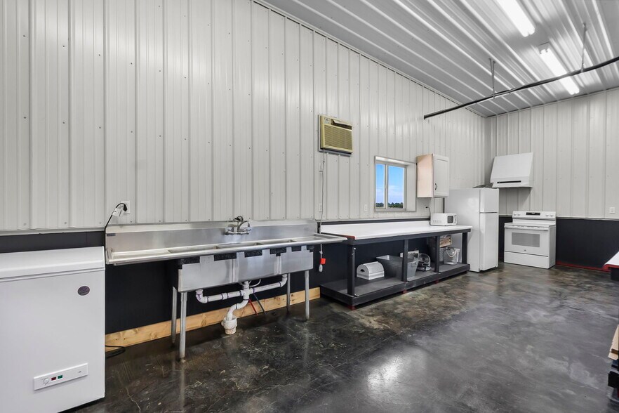More Photos Of 2128 W 416th Rd, East Prairie Land For Sale