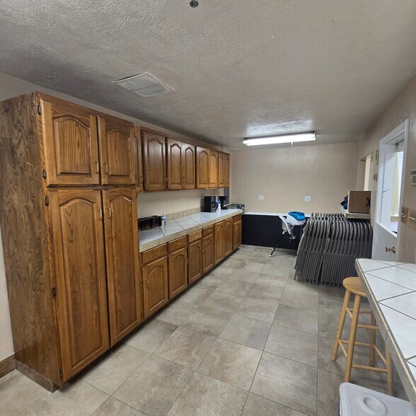 More Photos Of 3950 S Redwood Rd, Salt Lake City Freestanding For Sale