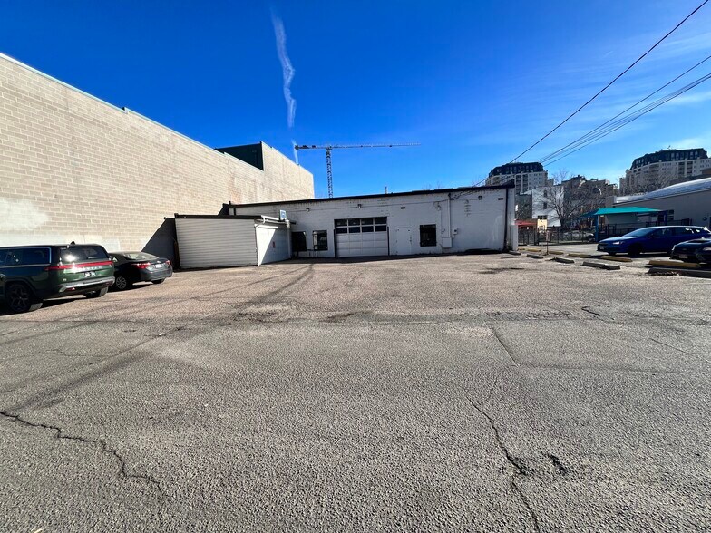 More Photos Of 1025 Acoma St, Denver Flex For Sale