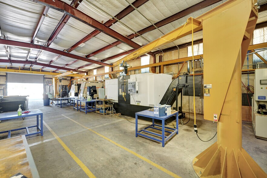 More Photos Of 2110 W 44th St, Odessa Industrial For Sale