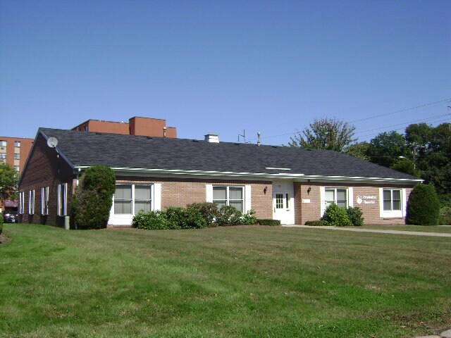 More Photos Of 333 Centerville Rd, Warwick Office For Lease