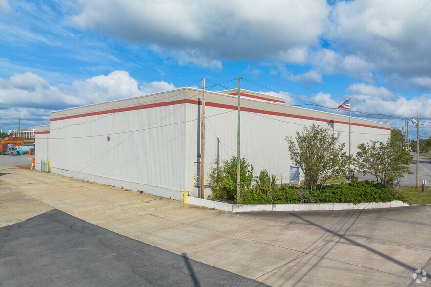 More Photos Of 4531 Piggly Wiggly Dr, North Charleston Distribution For Lease