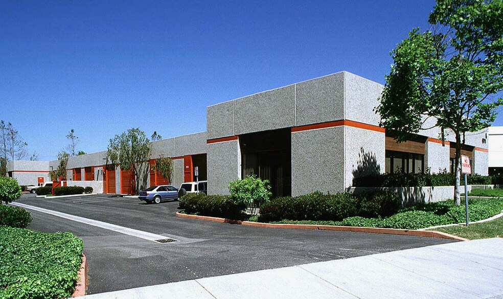 More Photos Of 671 Via Alondra, Camarillo Flex For Lease