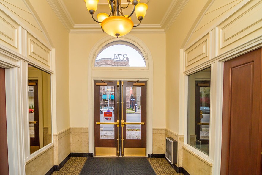 More Photos Of 374 Delaware Ave, Buffalo Office For Sale