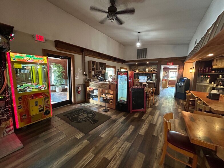 More Photos Of 6460 Banner Elk Hwy, Elk Park Restaurant For Sale