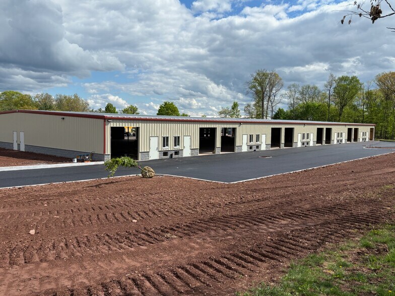 Primary Photo Of 130 Christopher Ln, Harleysville Warehouse For Lease