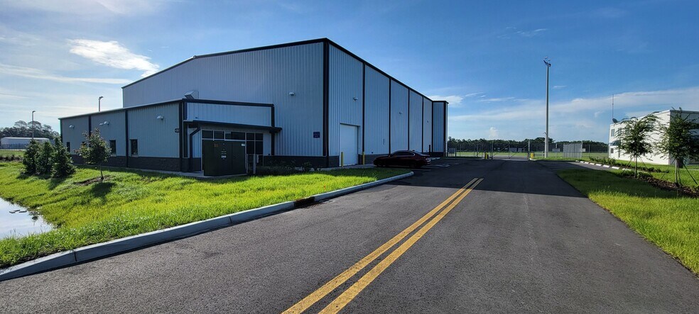 Primary Photo Of 4383 NE 48th Ave, Gainesville Airplane Hangar For Lease