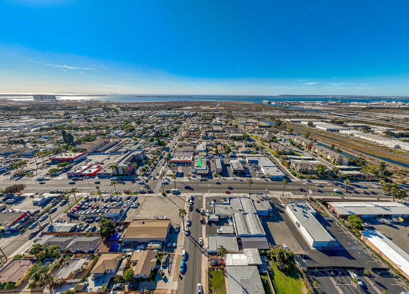 More Photos Of 46-48 Broadway, Chula Vista Freestanding For Sale