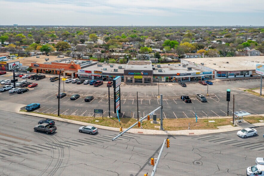More Photos Of 813-853 Bandera Rd, San Antonio Unknown For Lease