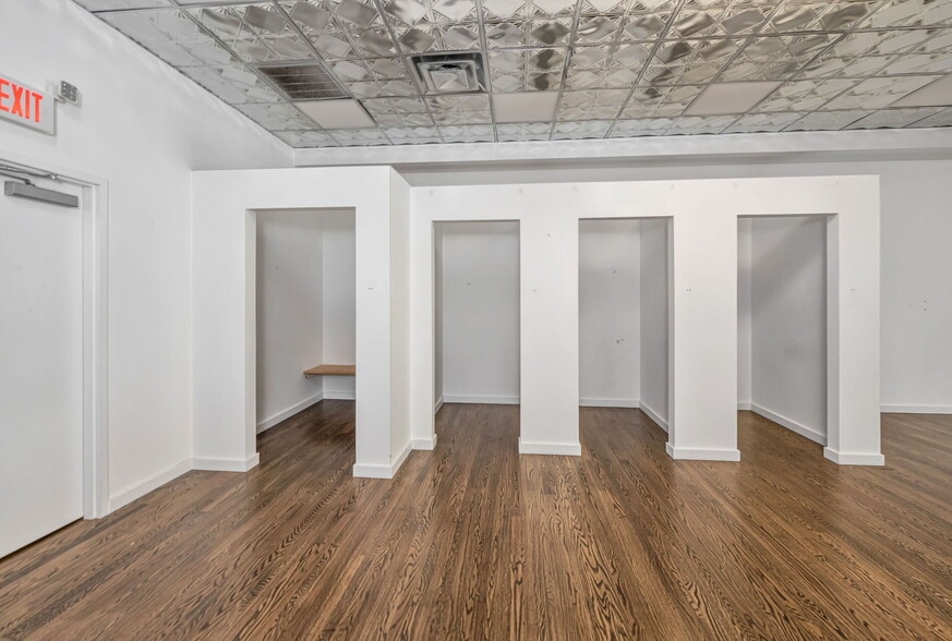 More Photos Of 146 Westwood Ave, Westwood Storefront For Lease