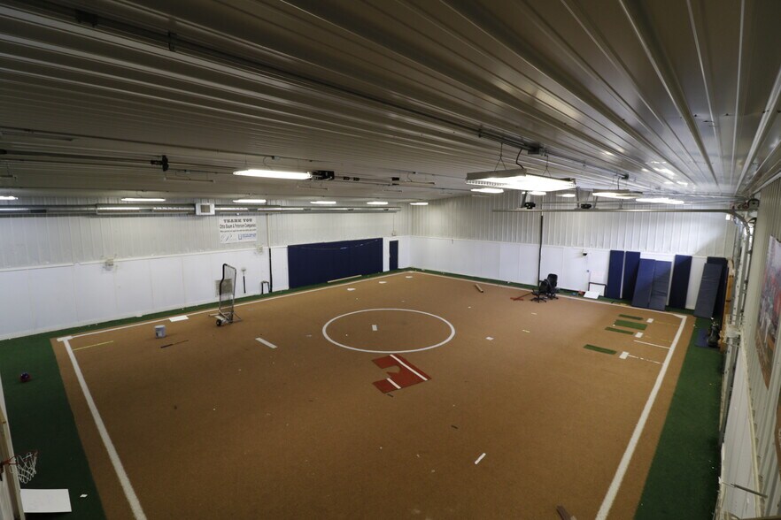 More Photos Of 1223 E Sciota Ave, Peoria Heights Industrial For Lease