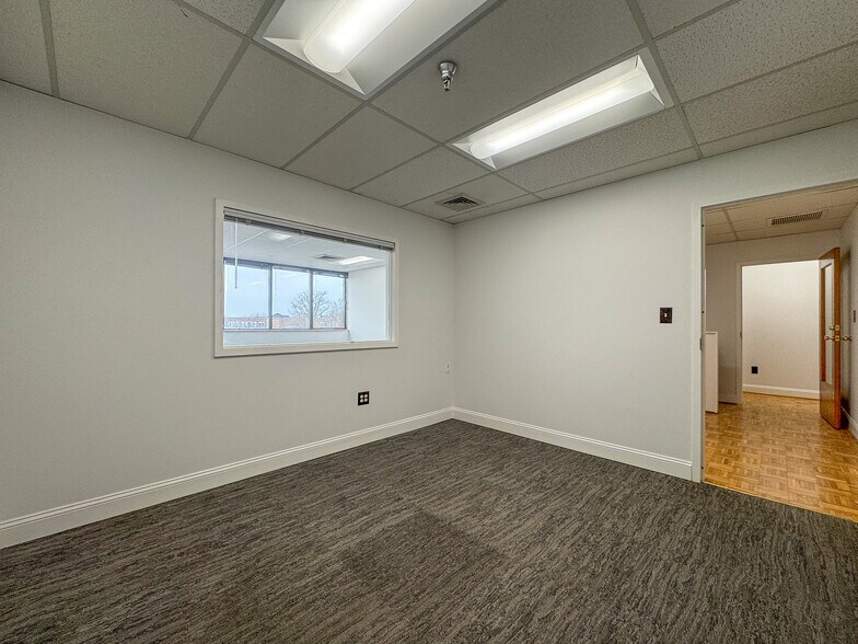 More Photos Of 606 Baltimore Ave, Towson Medical For Lease