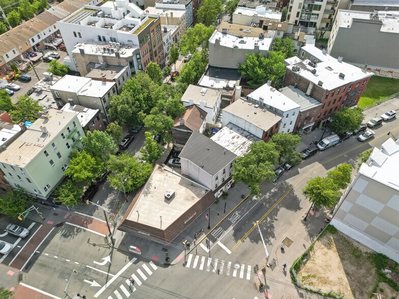 More Photos Of 271 Newark Ave, Jersey City Storefront Retail Residential For Sale