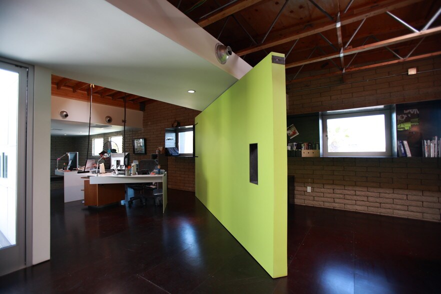 More Photos Of 828 N 3rd St, Phoenix Loft Creative Space For Sale