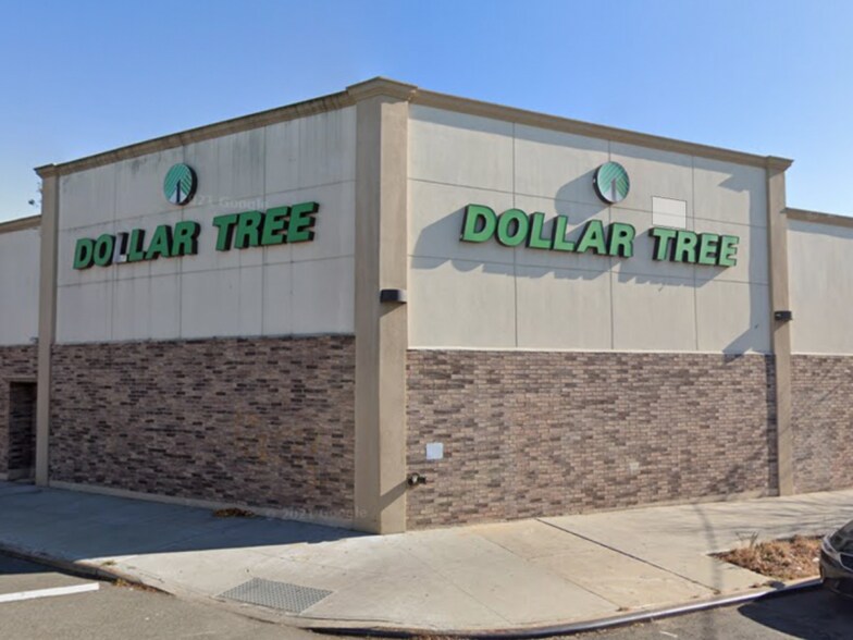 More Photos Of 11553 Sutphin Blvd, Jamaica Storefront For Lease