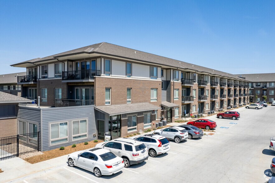 Primary Photo Of 7565 S 146th St, Omaha Apartments For Lease