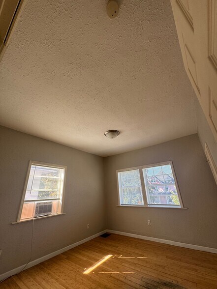 More Photos Of 1137 26th St, Des Moines Apartments For Sale