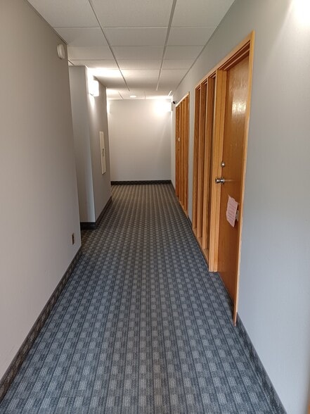 More Photos Of 32905 W 12 Mile Rd, Farmington Hills Medical For Sale