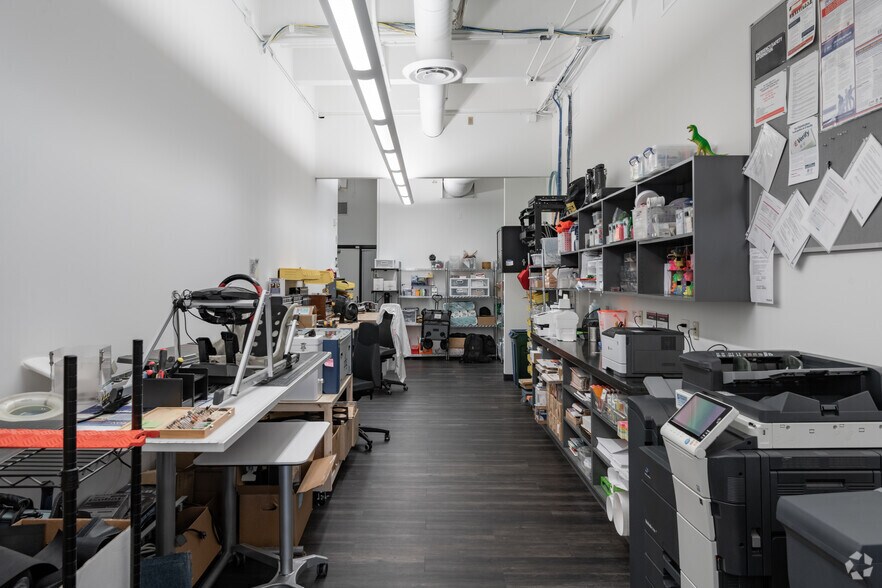 More Photos Of 1406 1st Ave, Seattle Office For Lease