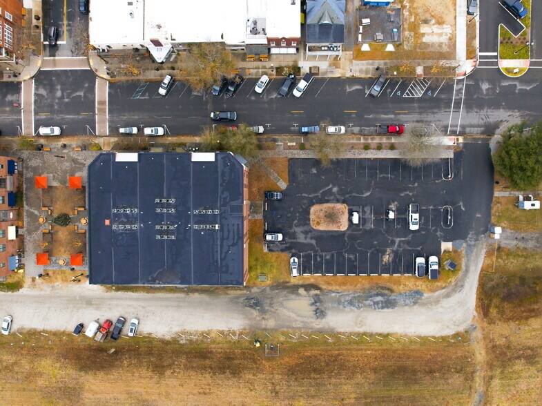 More Photos Of 300 Mason Ave, Cape Charles Apartments For Sale