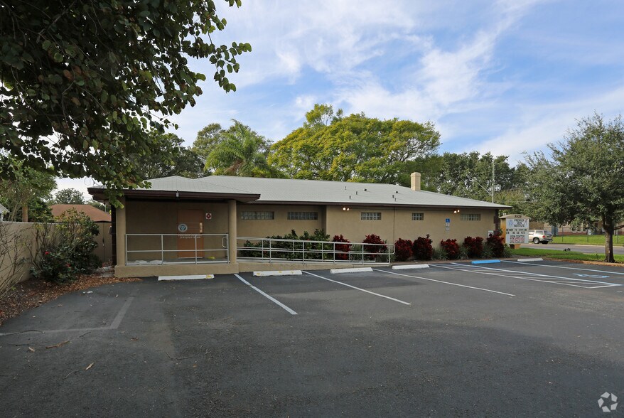 More Photos Of 3520 38th Ave N, Saint Petersburg Medical For Sale