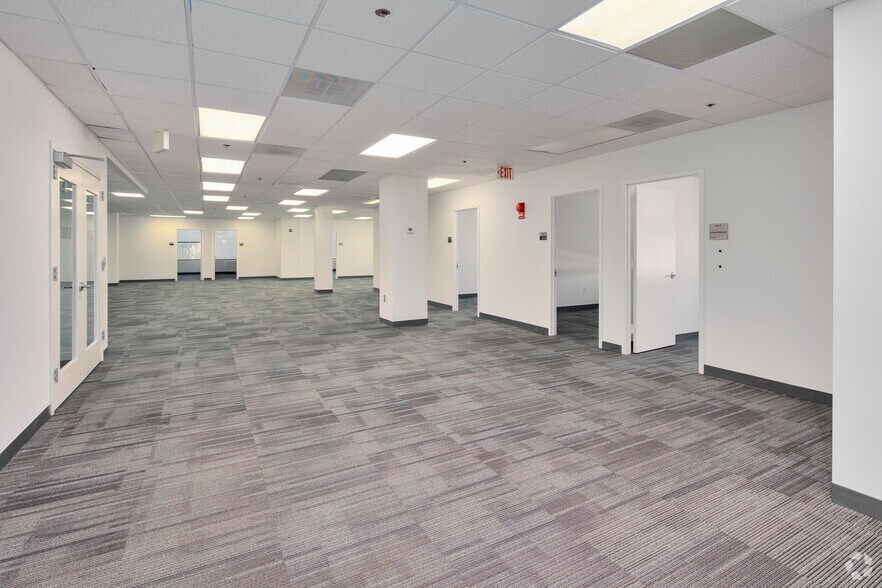 More Photos Of 10210 Greenbelt Rd, Lanham Office For Sale