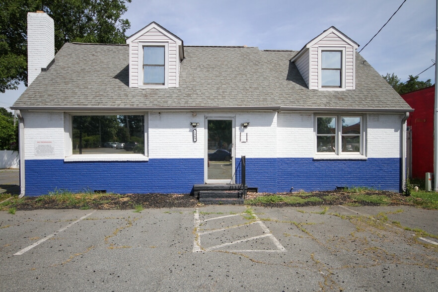 Primary Photo Of 1909 Cherry Rd, Rock Hill Office For Sale
