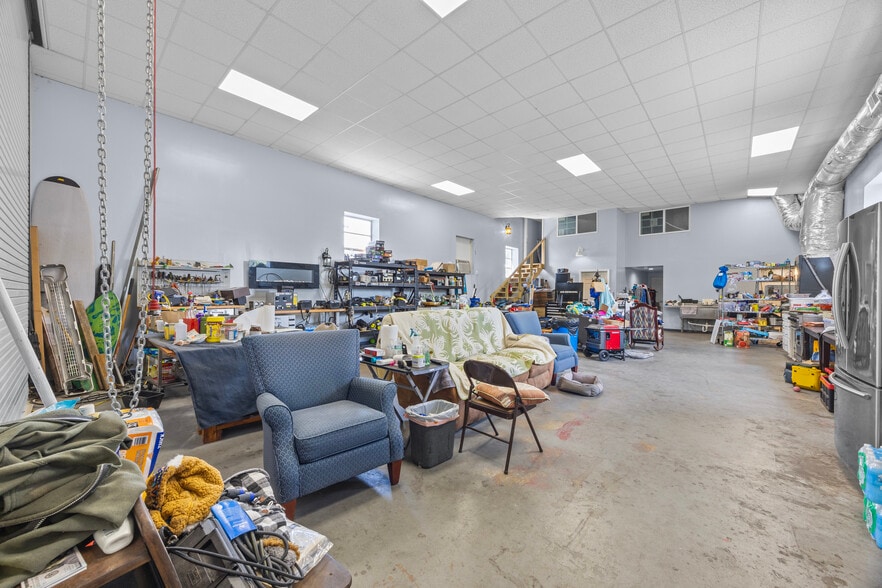 More Photos Of 1120 Dawson St, Wilmington Flex For Sale