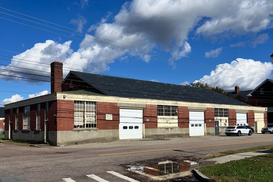 Primary Photo Of 513 Hegeman Ave, Colchester Industrial For Sale