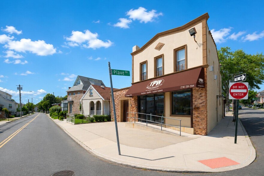 More Photos Of 33 Olympia Blvd, Staten Island Storefront Retail Residential For Sale