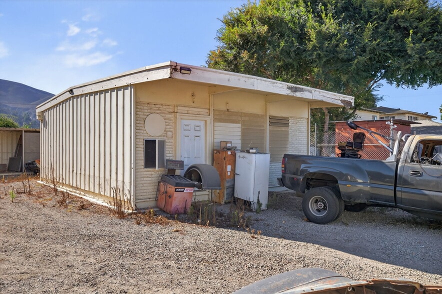 More Photos Of 870 Corporation St, Santa Paula Land For Sale