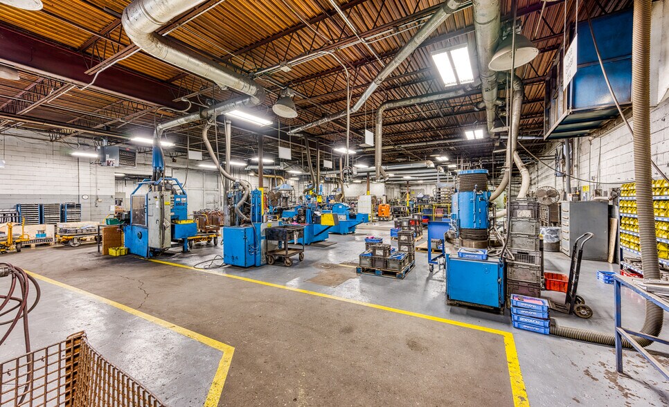 More Photos Of 1076 Airport Rd, Tappahannock Warehouse For Lease