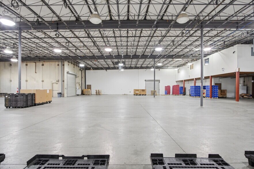 More Photos Of 5256 Pirrone Ct, Salida Warehouse For Lease
