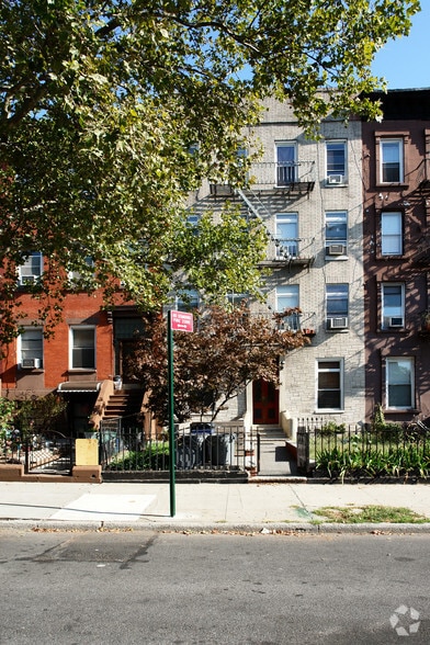 More Photos Of 121 3rd Pl, Brooklyn Apartments For Sale