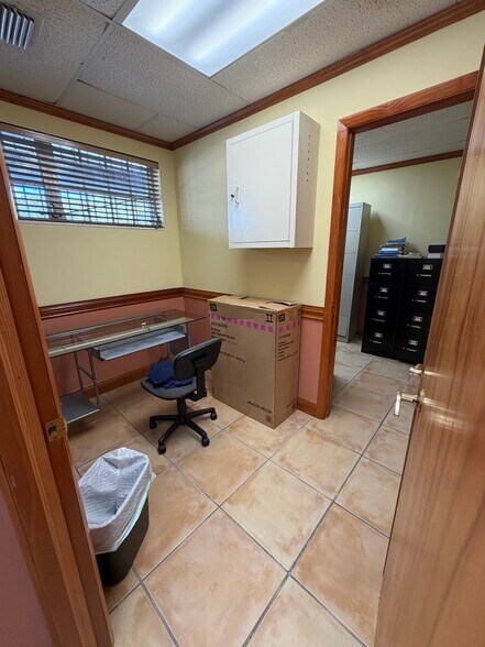 More Photos Of 1933 SW 27th Ave, Miami Office For Lease