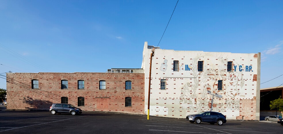 More Photos Of 759 N Spring St, Los Angeles Loft Creative Space For Lease