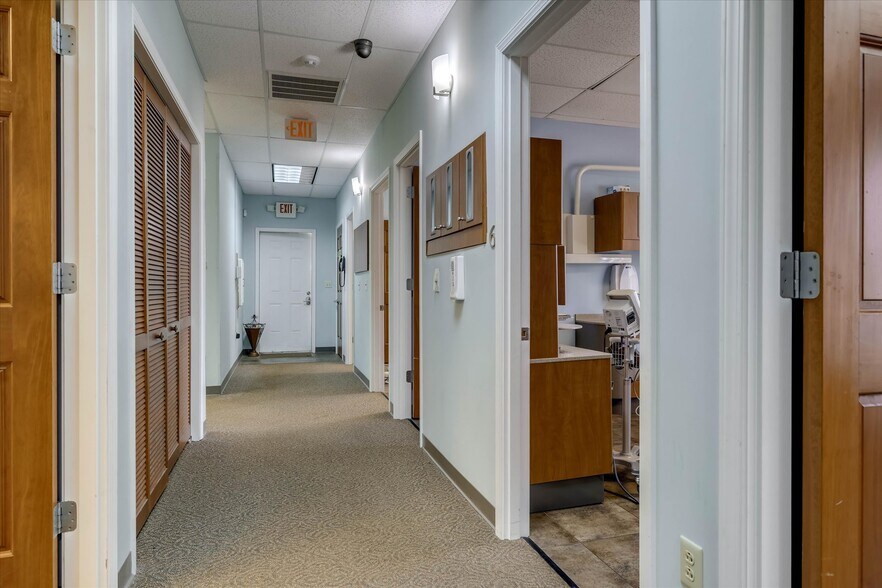 More Photos Of 1466 Columbia Hwy N, Aiken Medical For Sale