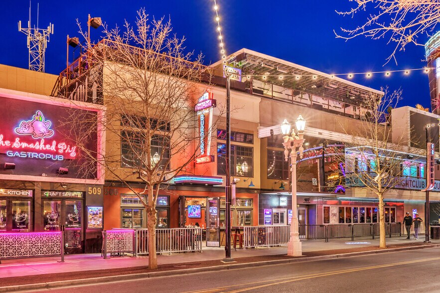 More Photos Of 501-511 Fremont St, Las Vegas Storefront For Lease