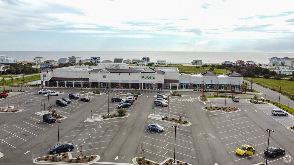 More Photos Of 5001-5003 E Oak Island Dr, Oak Island Supermarket For Lease