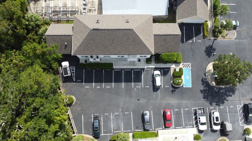 More Photos Of 172-184 Follins Ln, Saint Simons Island Office For Lease