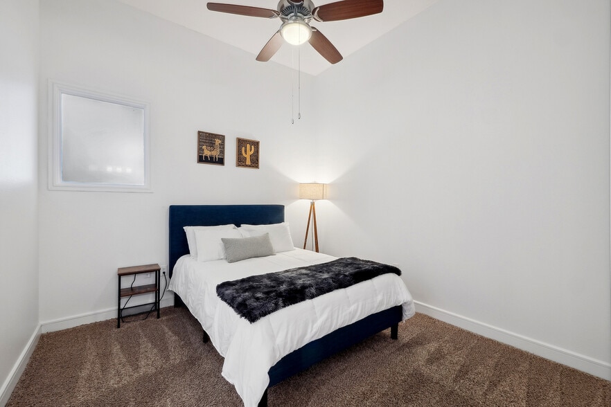 More Photos Of 2800 Kirby Dr, Houston Apartments For Lease