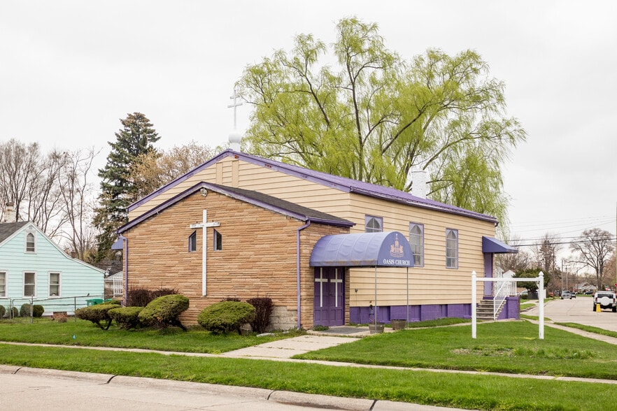More Photos Of 14873 Collinson St, Eastpointe Religious Facility For Sale