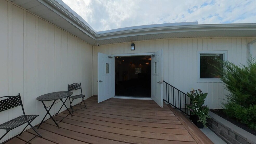Primary Photo Of 1707 J St, Omaha Specialty For Sale