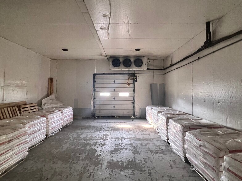 More Photos Of 566 Tomato Dr, Punxsutawney Self Storage For Sale