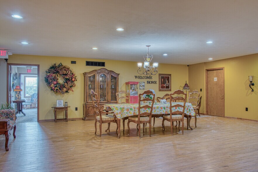 More Photos Of 1605 Vandekarr Rd, Owosso Assisted Living For Sale