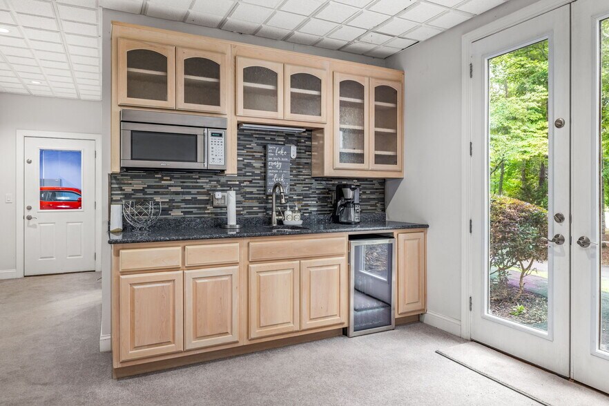 More Photos Of 2200 Martins Ford Rd, Dahlonega Specialty For Sale