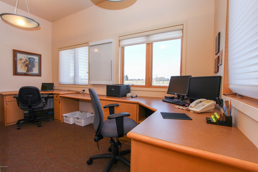 More Photos Of 510 22nd Ave E, Alexandria Medical For Sale