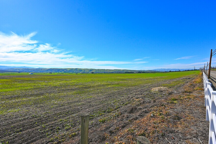 More Photos Of 6741 Tesla Road, Livermore Land For Sale