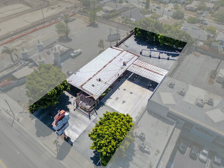 More Photos Of 530 E Foothill Blvd, Pomona Service Station For Sale